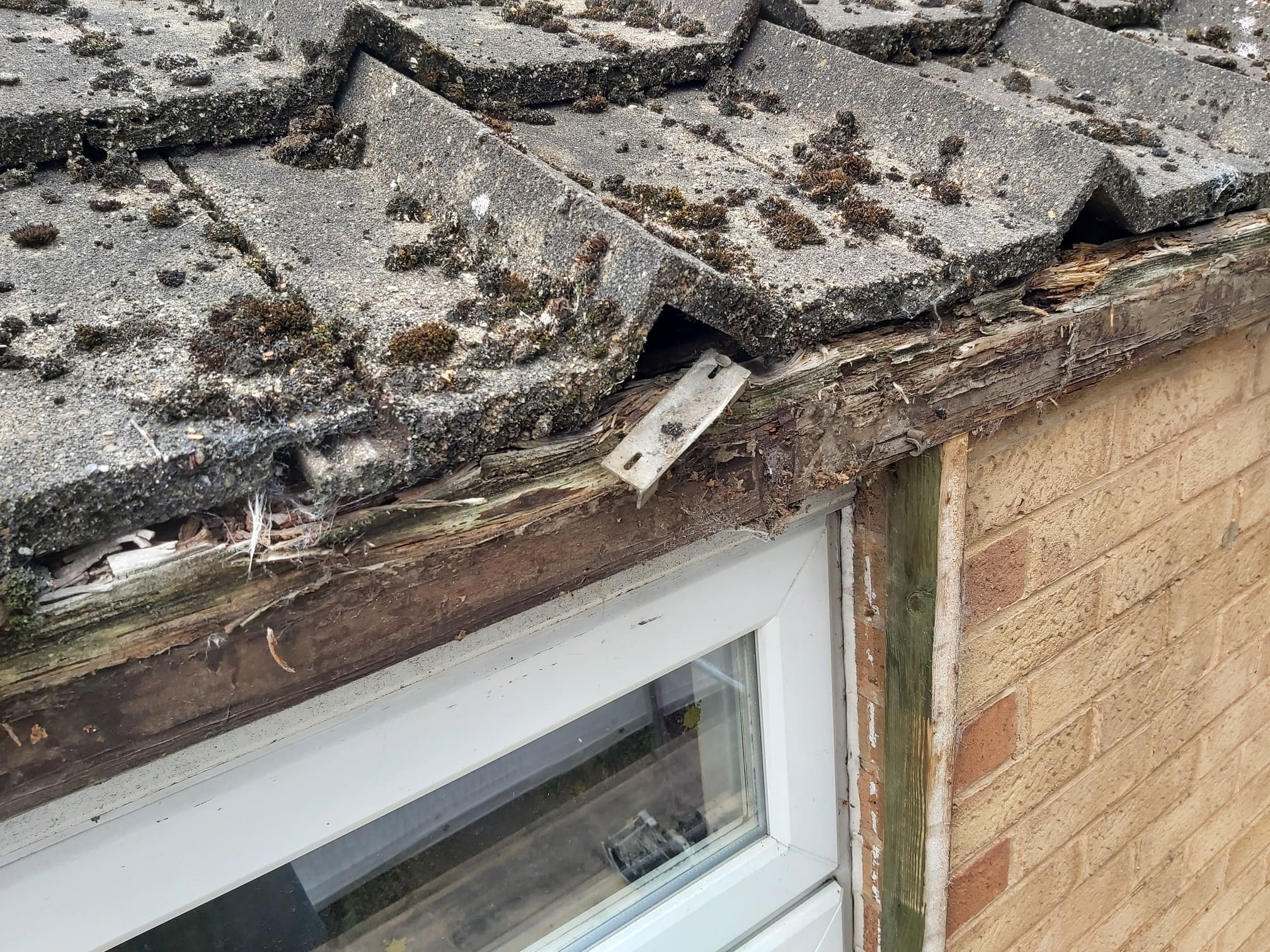 What are UK Roofing Industry Challenges and Trends in 2023?